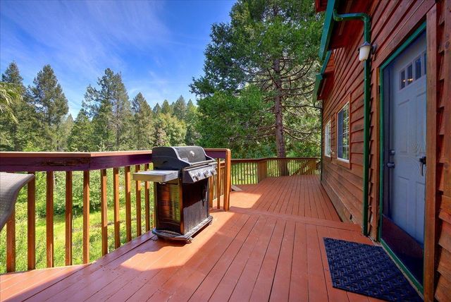 18801 Sages Rd, Nevada City, CA 95959