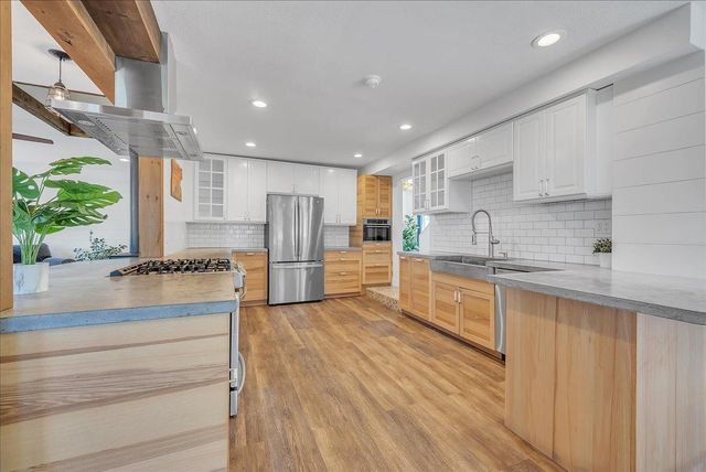 18801 Sages Rd, Nevada City, CA 95959