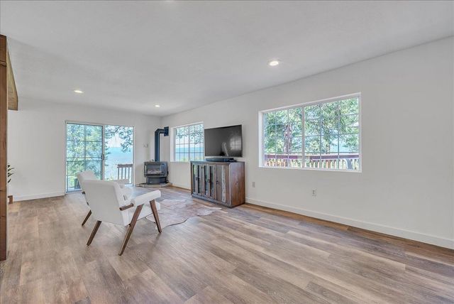 18801 Sages Rd, Nevada City, CA 95959