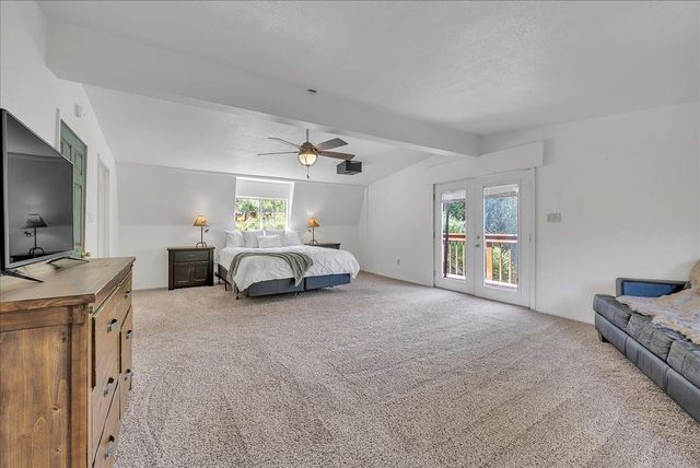 18801 Sages Rd, Nevada City, CA 95959