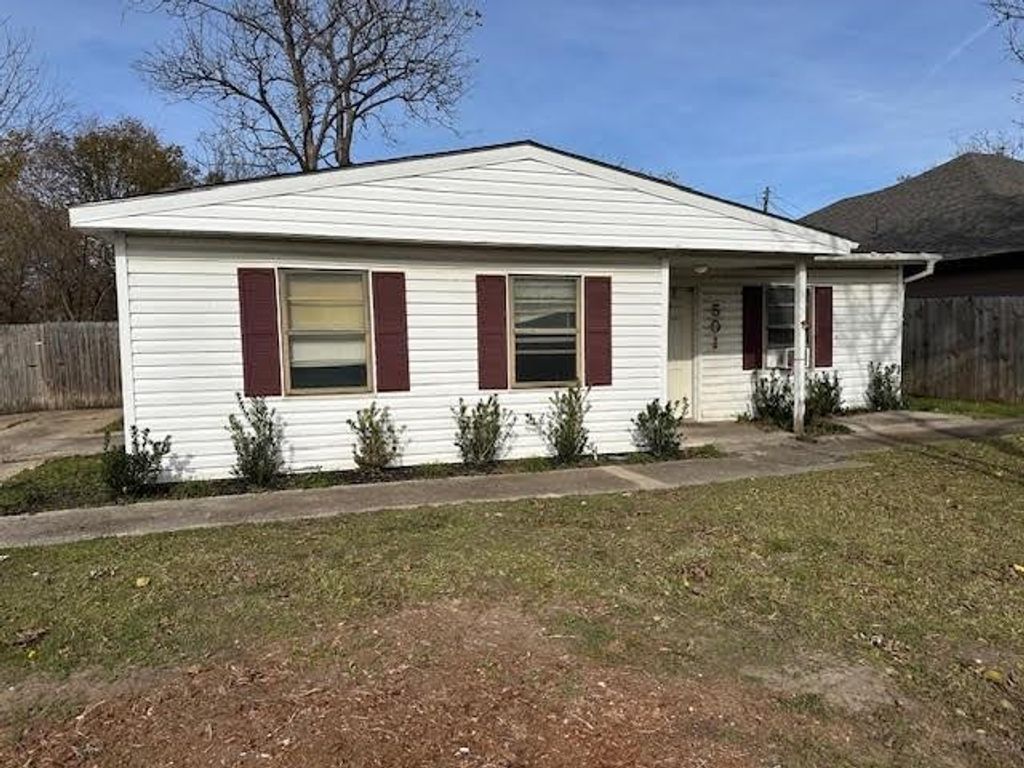 501 Crest Hill Drive, Mesquite, TX 75149