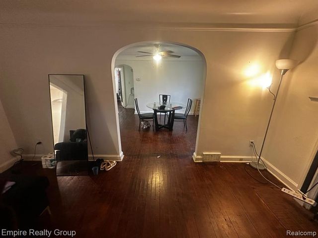 19345 Omira Street, Highland Park, MI 48203