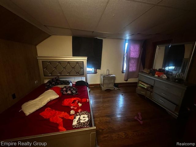 19345 Omira Street, Highland Park, MI 48203