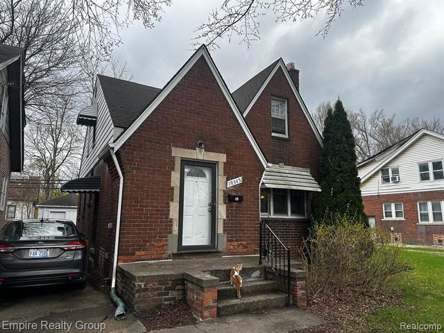 19345 Omira Street, Highland Park, MI 48203