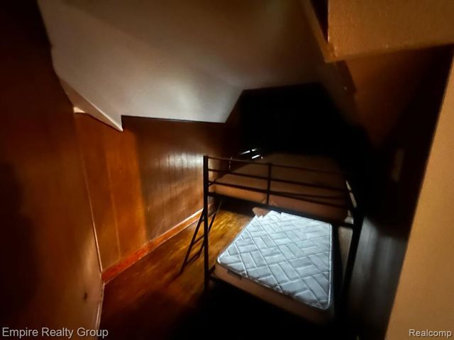 19345 Omira Street, Highland Park, MI 48203