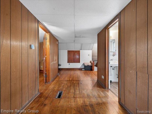 19345 Omira Street, Highland Park, MI 48203