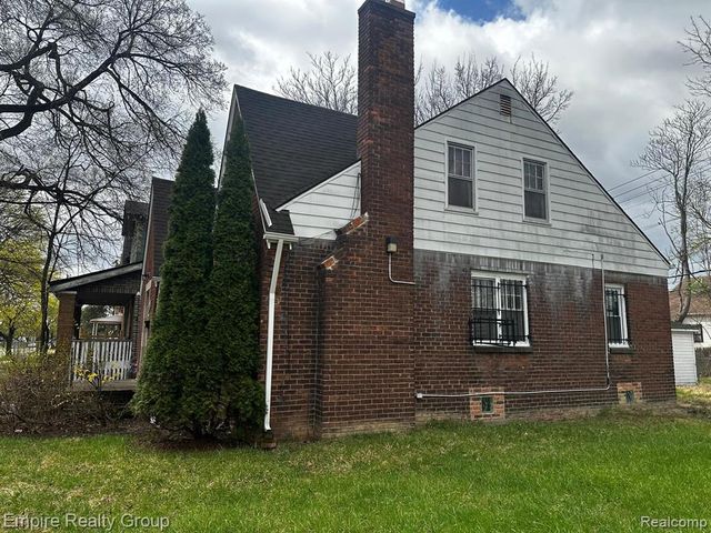 19345 Omira Street, Highland Park, MI 48203