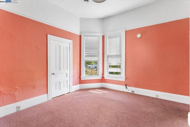 2230 23Rd Ave, Oakland, CA 94606