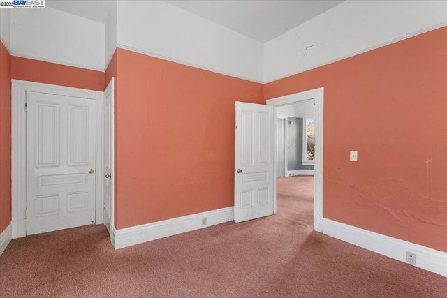 2230 23Rd Ave, Oakland, CA 94606