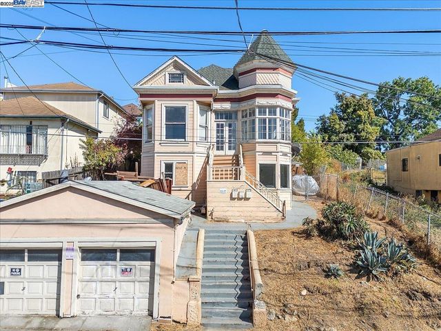 2230 23Rd Ave, Oakland, CA 94606