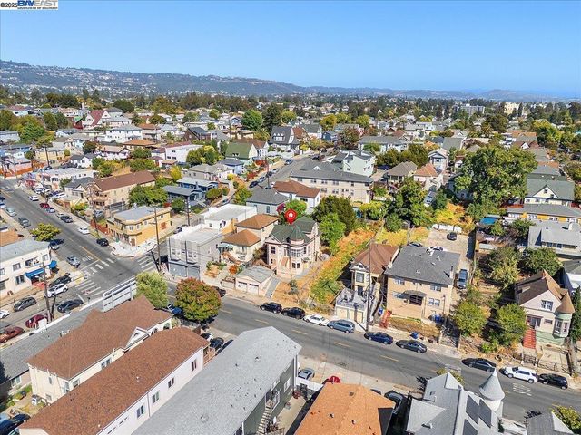 2230 23Rd Ave, Oakland, CA 94606