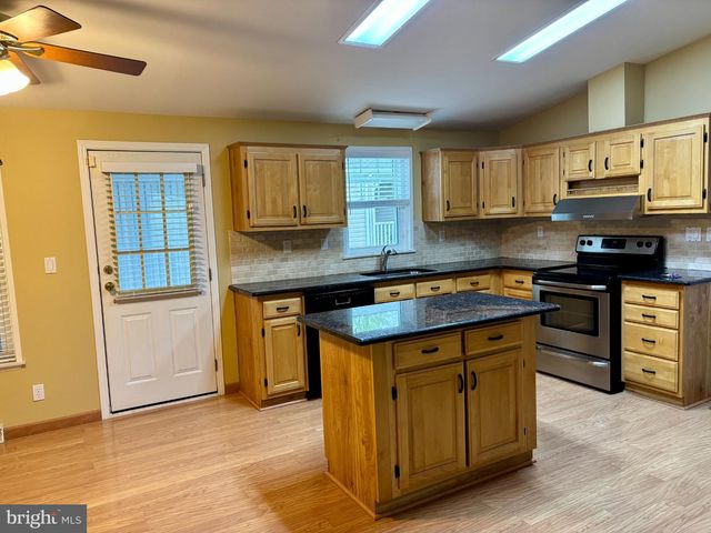 399 SPRING MEADOW CIRCLE CIR, New Hope, PA 18938