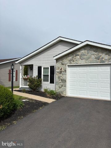 399 SPRING MEADOW CIRCLE CIR, New Hope, PA 18938