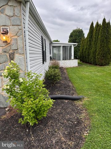 399 SPRING MEADOW CIRCLE CIR, New Hope, PA 18938
