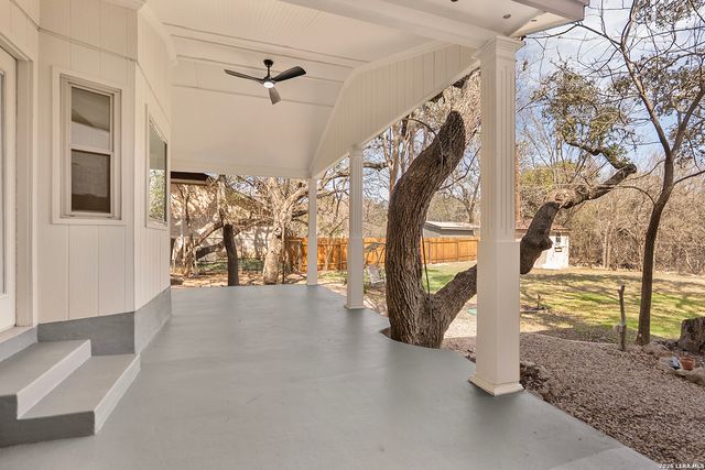 301 SAGECREST DR, San Antonio, TX 78232