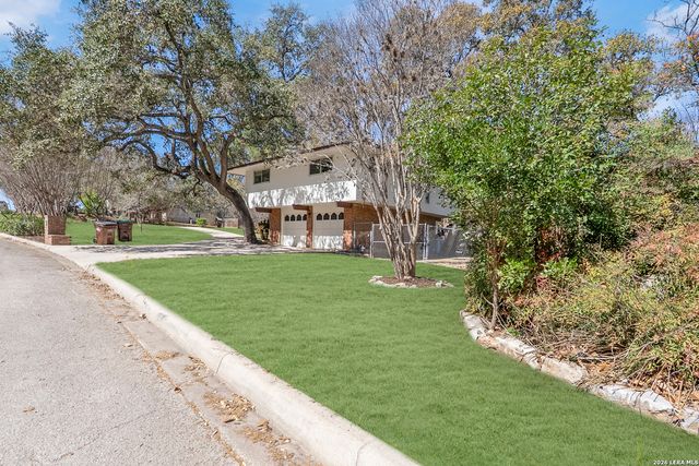 301 SAGECREST DR, San Antonio, TX 78232