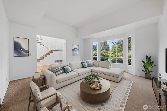 28813 14th Avenue S, Federal Way, WA 98003