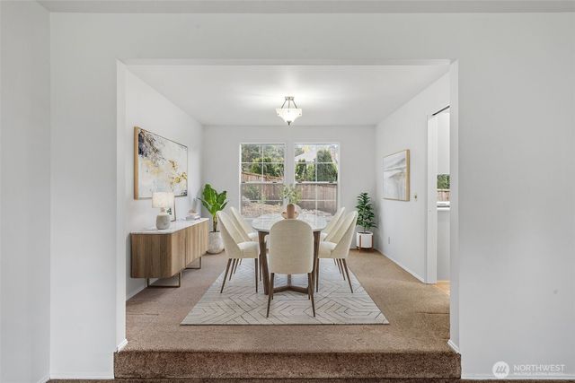 28813 14th Avenue S, Federal Way, WA 98003