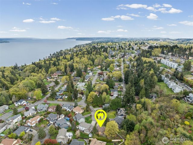 28813 14th Avenue S, Federal Way, WA 98003