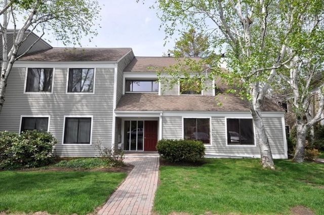 21 Concord Green 8, Concord, MA 01742