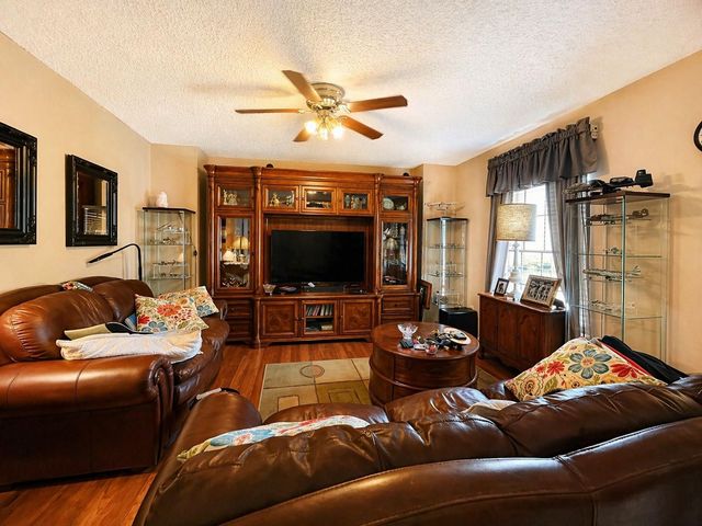 13822 Clintway Drive, Houston, TX 77014