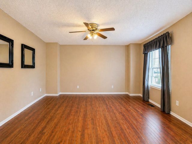 13822 Clintway Drive, Houston, TX 77014