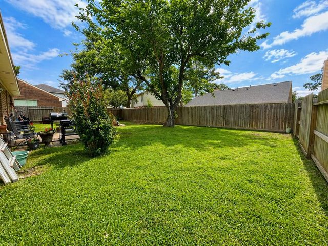 13822 Clintway Drive, Houston, TX 77014