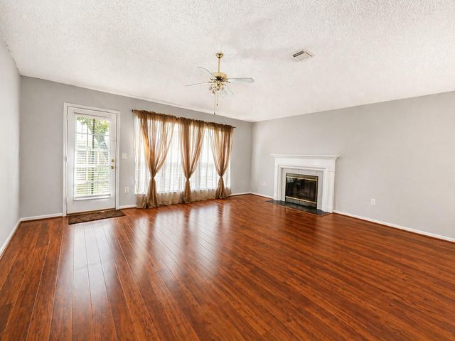 13822 Clintway Drive, Houston, TX 77014