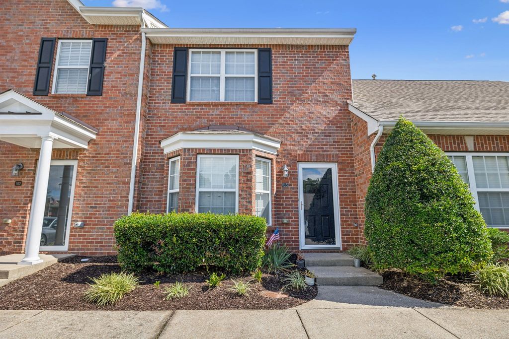 1040 Charlie Daniels Pkwy Apt 108, Mount Juliet, TN 37122