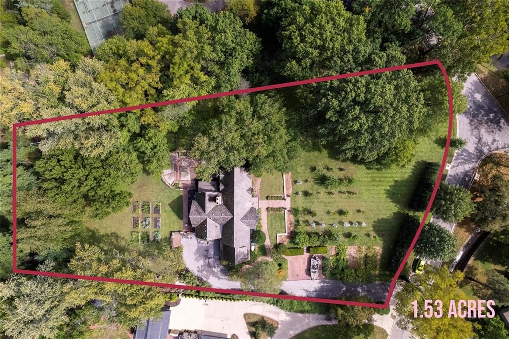 3700 W 65TH Street, Mission Hills, KS 66208