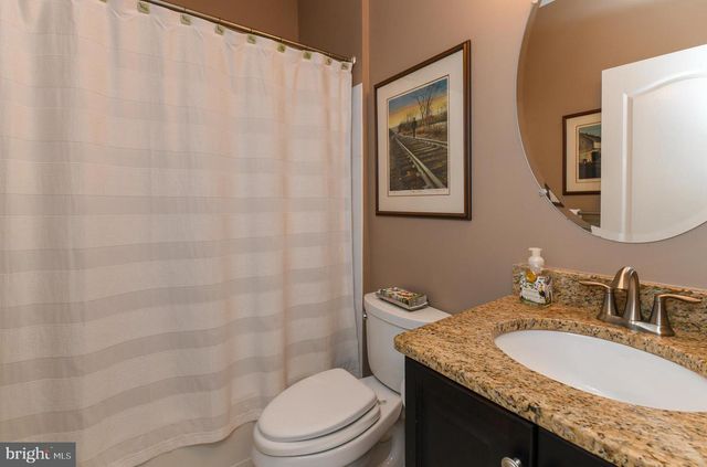 111 WEATHERBY LN, Glassboro, NJ 08028