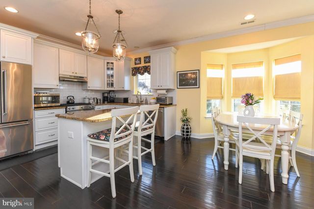 111 WEATHERBY LN, Glassboro, NJ 08028