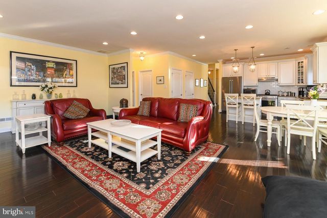 111 WEATHERBY LN, Glassboro, NJ 08028