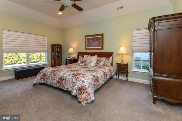 111 WEATHERBY LN, Glassboro, NJ 08028