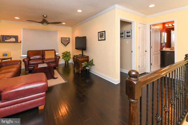 111 WEATHERBY LN, Glassboro, NJ 08028