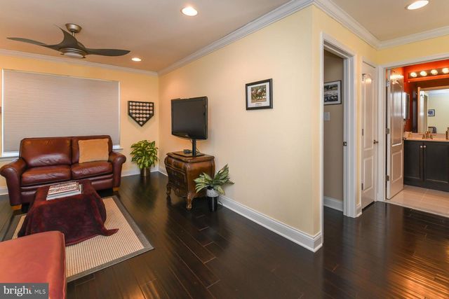 111 WEATHERBY LN, Glassboro, NJ 08028