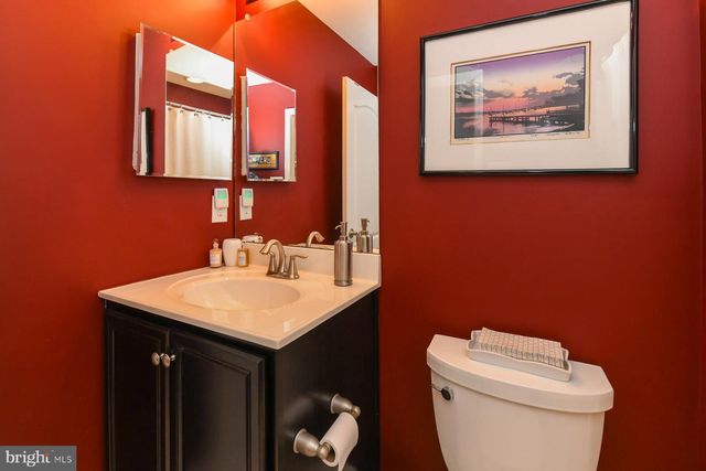 111 WEATHERBY LN, Glassboro, NJ 08028