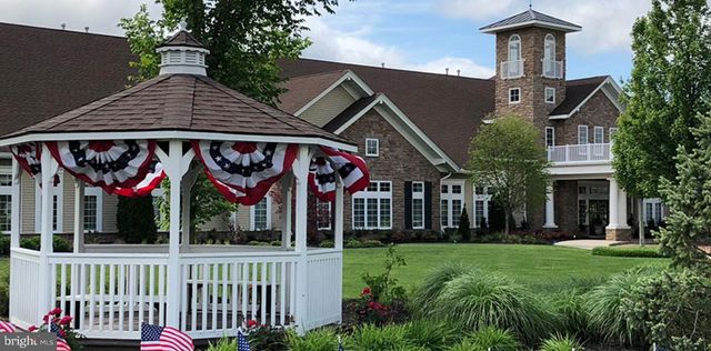 111 WEATHERBY LN, Glassboro, NJ 08028