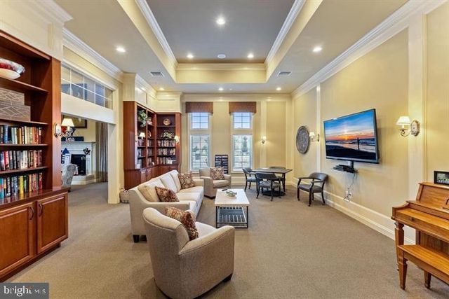 111 WEATHERBY LN, Glassboro, NJ 08028