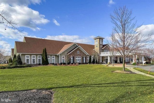 111 WEATHERBY LN, Glassboro, NJ 08028