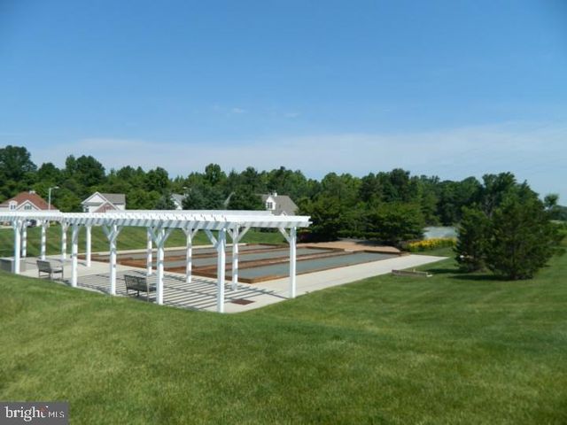 111 WEATHERBY LN, Glassboro, NJ 08028