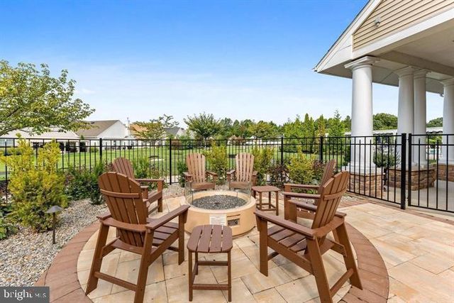 111 WEATHERBY LN, Glassboro, NJ 08028