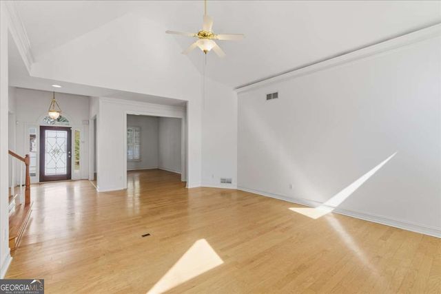 2021 Cockrell Pointe NW, Kennesaw, GA 30152