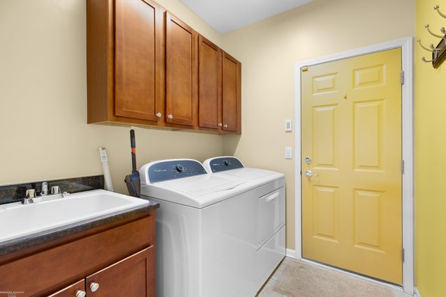 23222 Foxboro Street, Macomb Twp, MI 48042