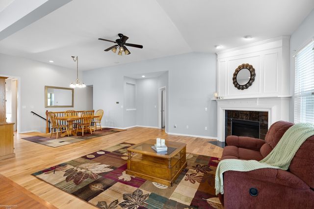 23222 Foxboro Street, Macomb Twp, MI 48042