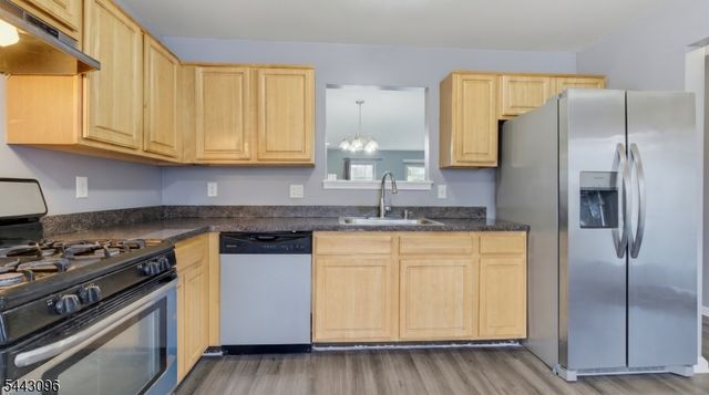 57 Victoria Dr, Franklin Twp., NJ 08873