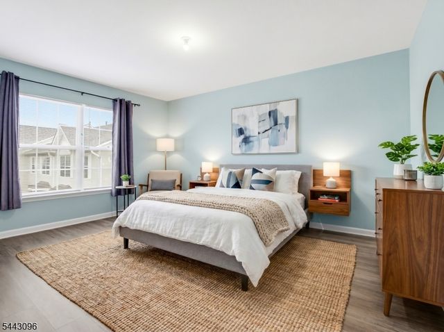 57 Victoria Dr, Franklin Twp., NJ 08873