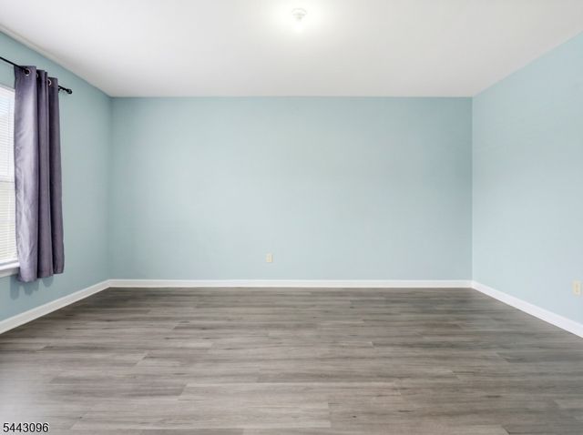 57 Victoria Dr, Franklin Twp., NJ 08873