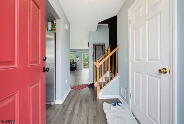 57 Victoria Dr, Franklin Twp., NJ 08873