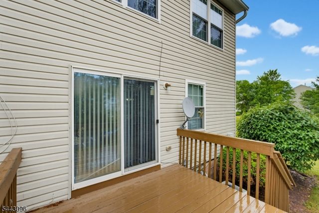 57 Victoria Dr, Franklin Twp., NJ 08873